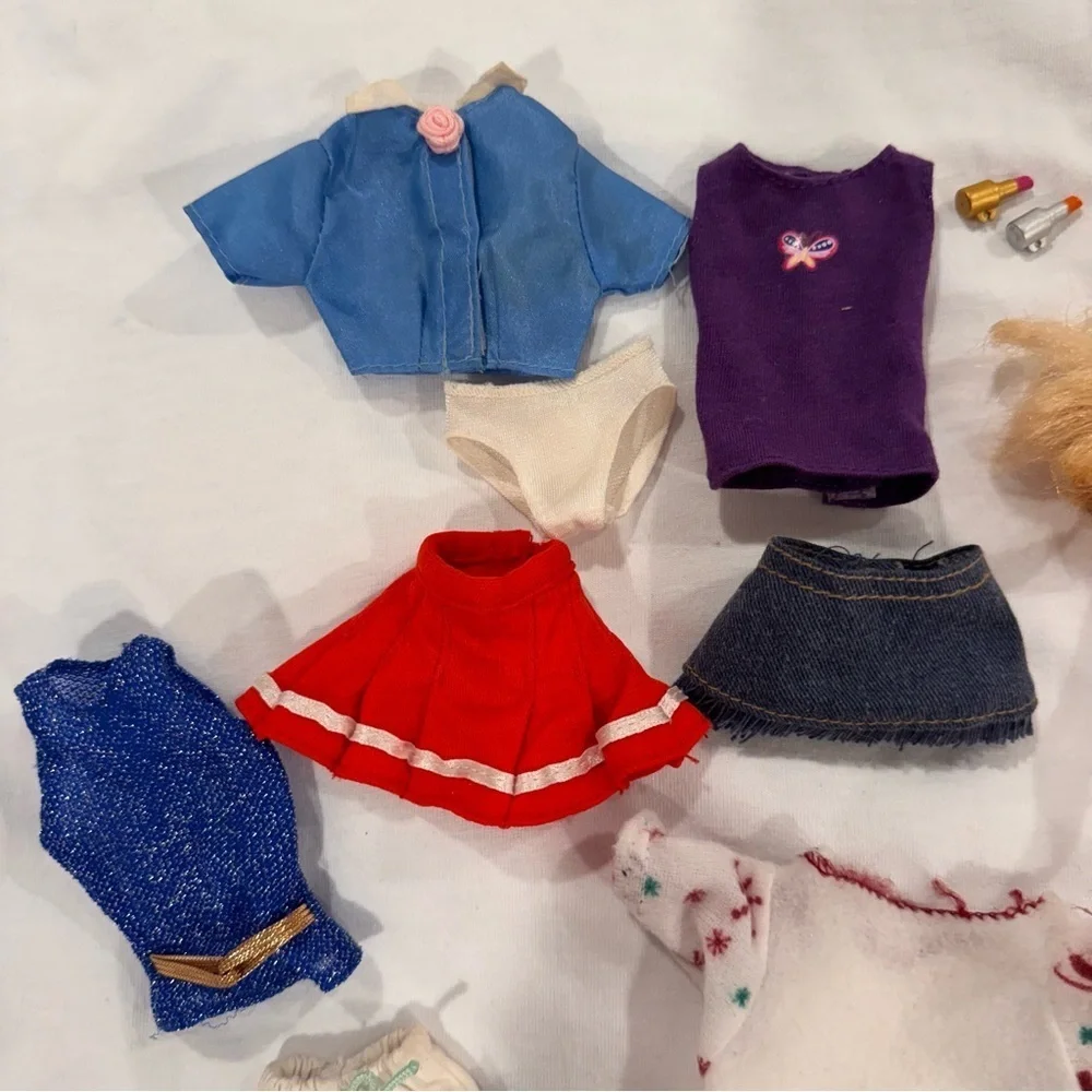 Vintage 1976 Barbie Doll and clothes Y2K
